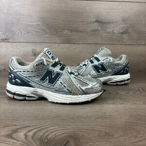 New Balance 1906 Sneakers Boy's Size 5 Metallic Grey Running Shoes GC1906CE